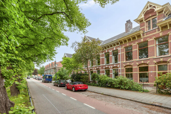 photo 55 Zoeterwoudsesingel 20