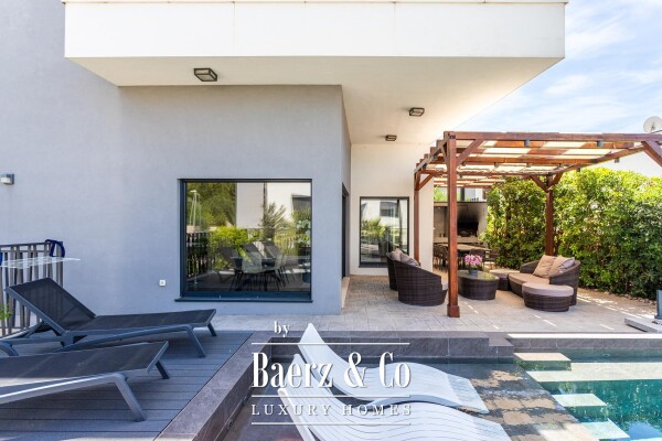 photo 33 Podstrana, luxury villa in an attractive location