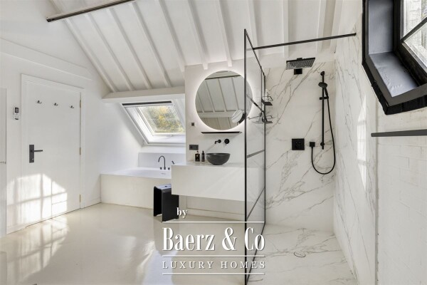 photo 36 Stijlvolle villa met binnen zwembad!