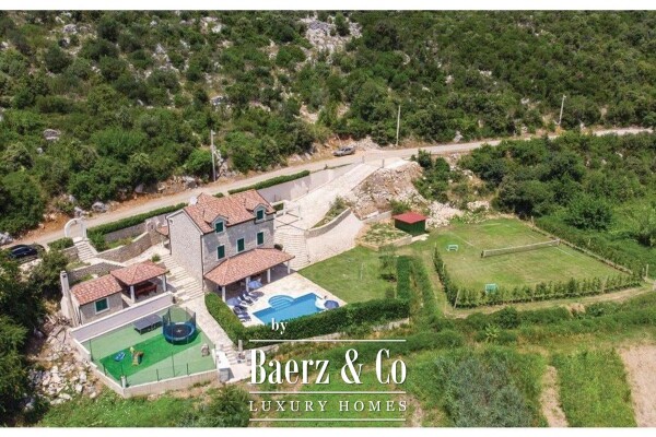 photo 2 Metković, Desne, rustic three-story villa