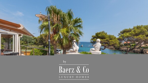 photo 1 Villa in Les Issambres - Panoramic ocean view - Beach within walking distance