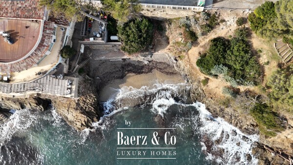 photo 2 Villa in Les Issambres - Panoramic ocean view - Beach within walking distance