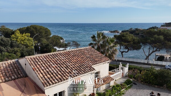 photo 4 Villa in Les Issambres - Panoramic ocean view - Beach within walking distance