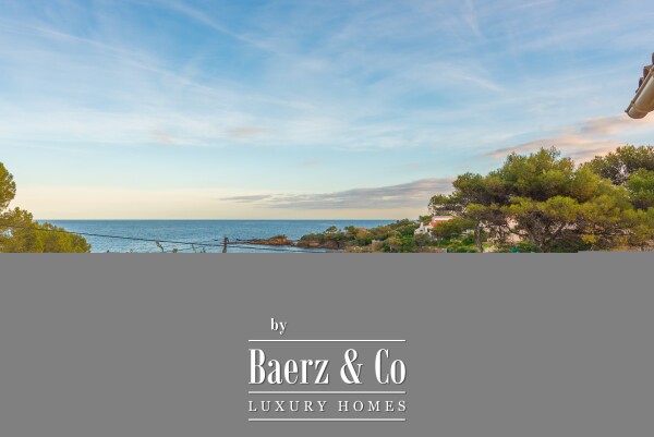 photo 9 Villa in Les Issambres - Panoramic ocean view - Beach within walking distance