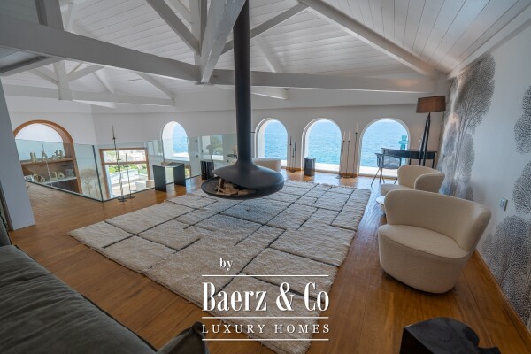photo 6 EXCEPTIONAL WATERFRONT VILLA ON THE FRENCH RIVIERA