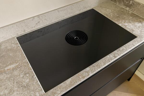 photo 18 Van Tuyll van Serooskerkenplein 36 3