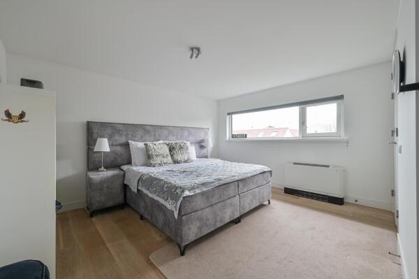 photo 44 Raadhuislaan 4