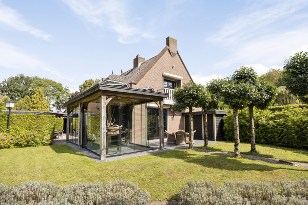 photo 1 Diepenbrockstraat 11