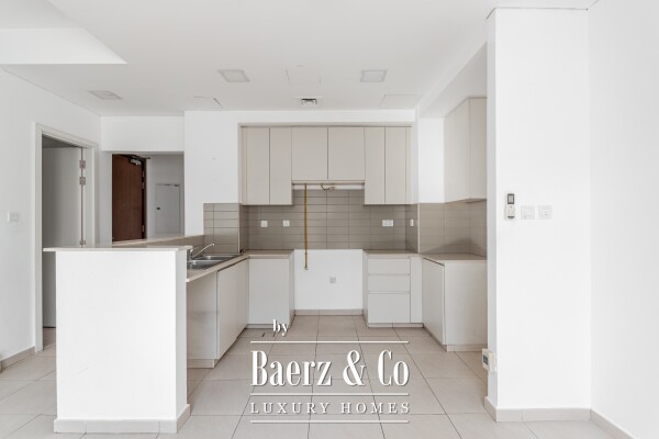photo 2 GREAT LOCATION  | FAMILY LIVING | AVAILABLE SOON