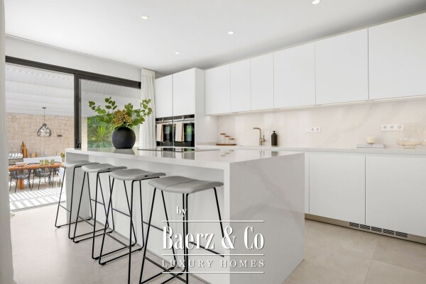 photo 21 Villa - Nueva Andalucia - Marbella - Ref: 8737