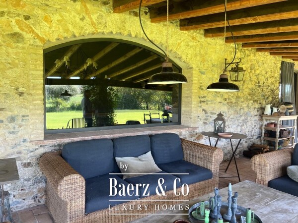 photo 8 Exclusive House with Garden and Swimming Pool in Torrent